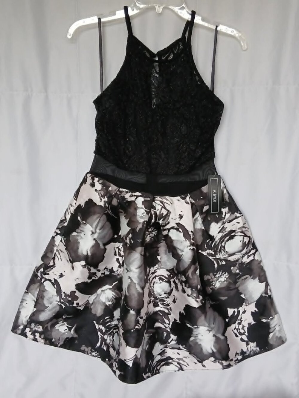 A. Byer Black Lace Bodice with Black & White Floral Skirt Dress Junior 9